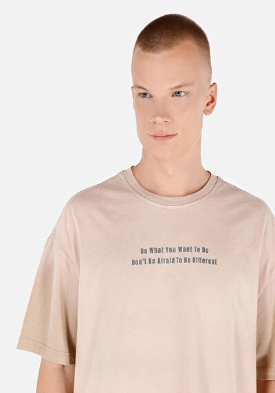 Image de T-shirt À Manches Courtes Ecru Oversize Fit Homme