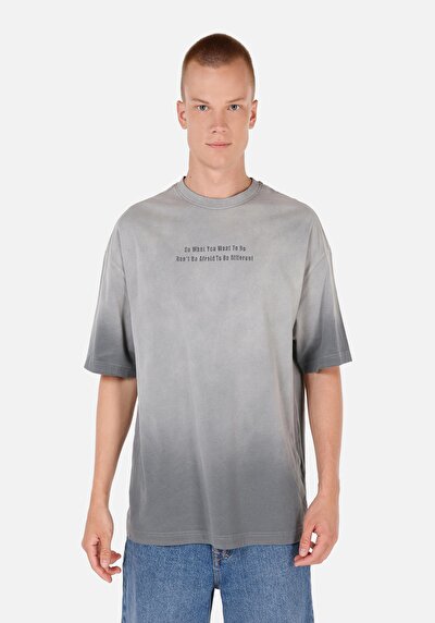 Image de T-shirt À Manches Courtes Gris Oversize Fit Homme