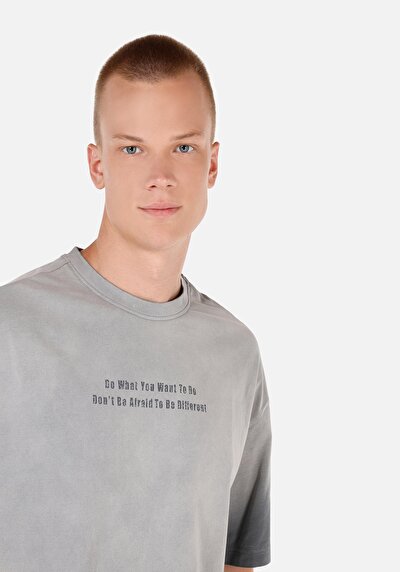 Afficher les détails de T-shirt À Manches Courtes Gris Oversize Fit  Homme