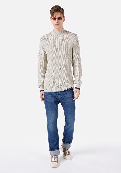 Afficher les détails de Pull Blanc    Homme