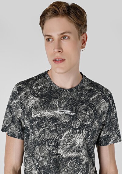 Afficher les détails de T-shirt À Manches Courtes Gris Regular Fit  Homme