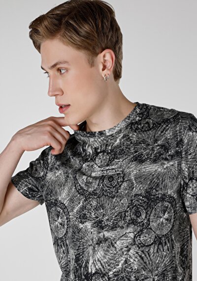 Afficher les détails de T-shirt À Manches Courtes Gris Regular Fit  Homme