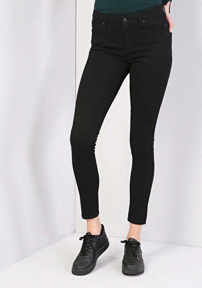 Image de 759 Lara Pantalon Skinny Leg Medium Rise En Super Slim Fit Femme