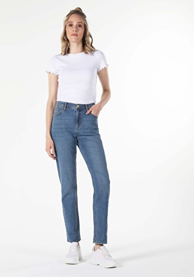 Afficher les détails de 893 Julia Pantalon Denim Tapered Leg  En  Boyfriend Fit Femme