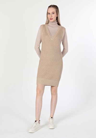 Image de Robe Beige Regular Fit Sans Manches Mini Tricots Femme
