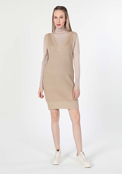 Image de Robe Beige Regular Fit Sans Manches Mini Tricots Femme