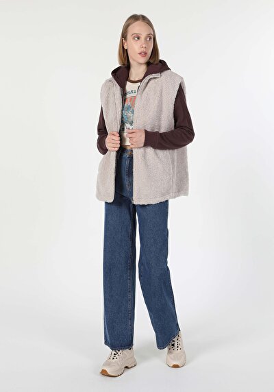 Afficher les détails de Gilet Beige Regular Fit Femme