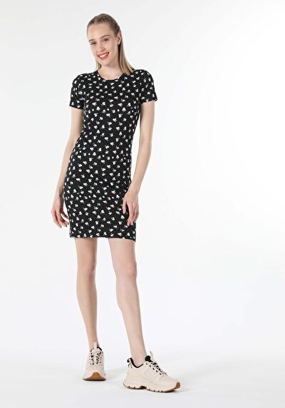 Image de Robe Noir Slim Fit Manches Courtes Femme