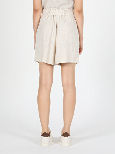 Image de Short Beige Regular Fit Femme
