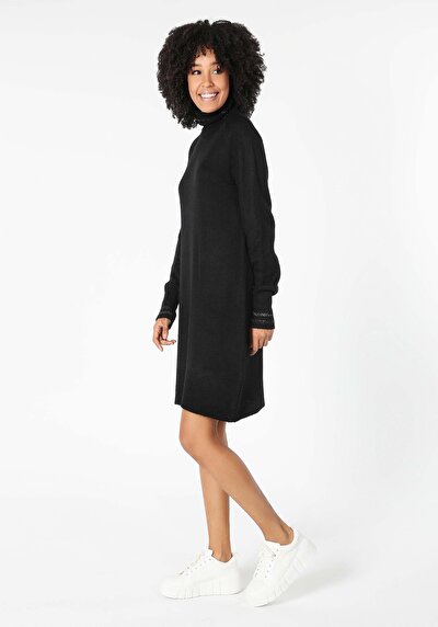 Image de Robe Noir Regular Fit Femme