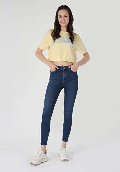 Afficher les détails de 759 Lara Pantalon Denim   En  Skinny Fit Femme