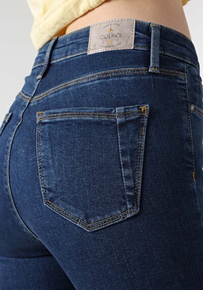 Afficher les détails de 759 Lara Pantalon Denim   En  Skinny Fit Femme