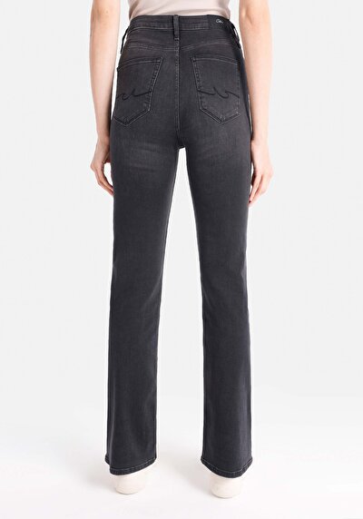 Image de 791 Monica Pantalon Denim En Regular Fit Femme