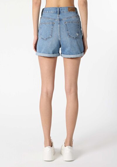 Afficher les détails de Short Bleu Mom Fit Femme