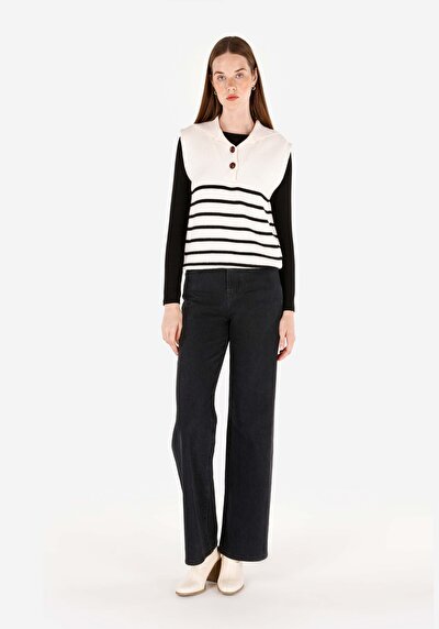 Image de Pull Ecru Regular Fit Sans Manches  Femme