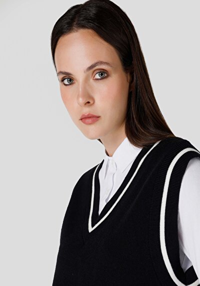 Image de Pull Noir Regular Fit   Femme