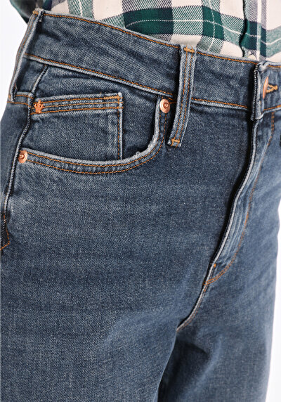 Image de 891 Maya Pantalon Bleu Tapered Leg  En  Slim Fit Femme
