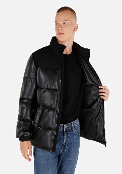 Afficher les détails de Veste Pu Noir    Homme