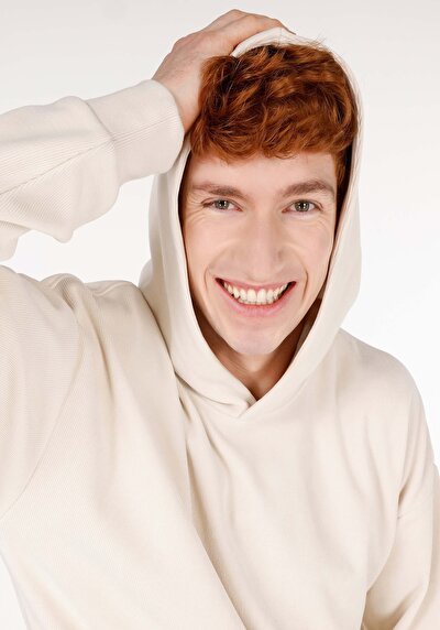 Afficher les détails de Pull-over Ecru Comfort Fit  Homme