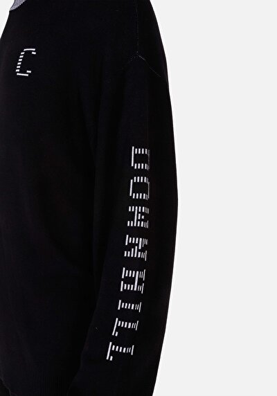 Afficher les détails de Pull Noir Comfort Fit Manches Longues  Homme