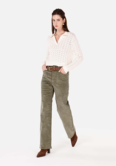 Afficher les détails de Pantalon Vert Wide Leg High Rise En Velours Regular Fit Femme