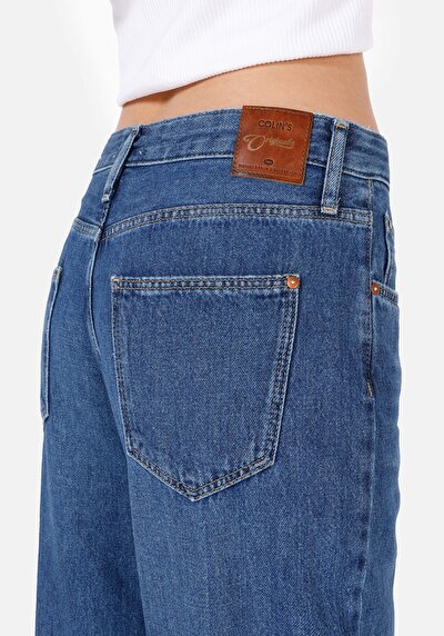 Afficher les détails de 970 Berry Pantalon Bleu   En  Regular Fit Femme