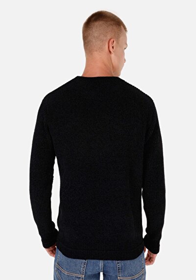 Image de Pull Noir Regular Fit Manches Longues  Homme