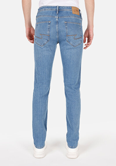 Image de 044 Karl Pantalon Denim Straight Leg Low Rise En Jean Straight Fit Homme