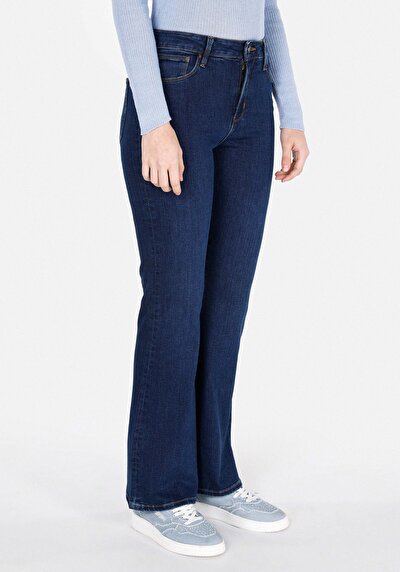 Image de 791 Monica Pantalon Denim Bootcut Medium Rise En Jean Regular Fit Femme