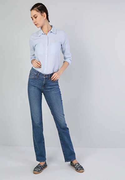 Image de 792 Mila Pantalon En Jean Bleu Straight Leg Medium Rise Regular Fit Femme