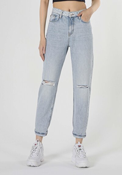 Image de 893 Julia Pantalon Bleu Tapered Leg  En  Boyfriend Fit Femme