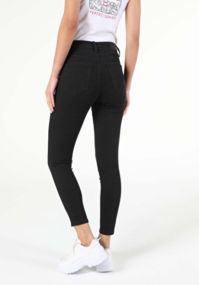 Image de 760 Diana Pantalon Noir Skinny Leg En Super Slim Fit Femme