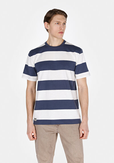 Image de T-shirt À Manches Courtes Marine Comfort Fit Rayé Homme