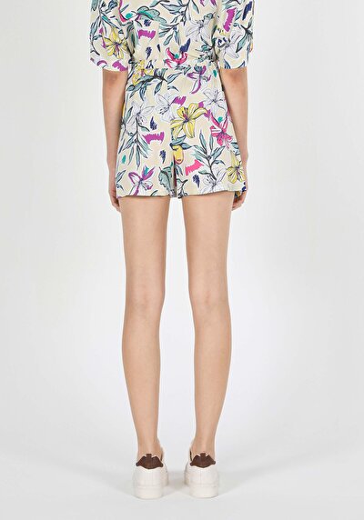 Afficher les détails de Short Multicolou Regular Fit Femme