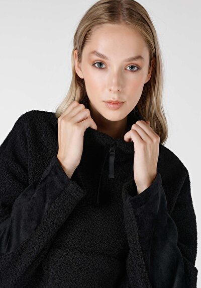 Afficher les détails de Pull-over Noir   Femme