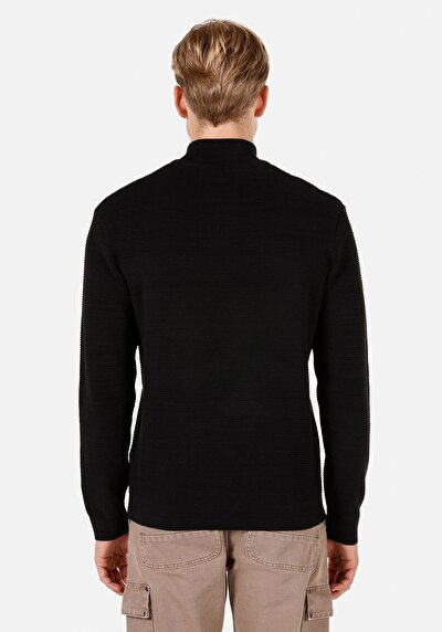 Image de Pull Noir Regular Fit Manches Longues  Homme