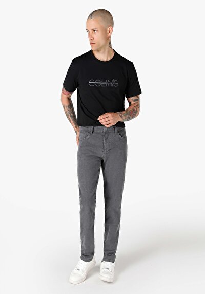 Afficher les détails de Pantalon Gris Düz Paça Medium Rise En  Straight Fit Homme