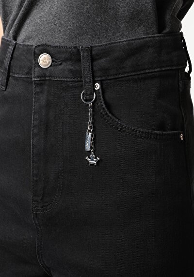 Image de 884 Lauren Pantalon Denim Bootcut  En  Straight Fit Femme