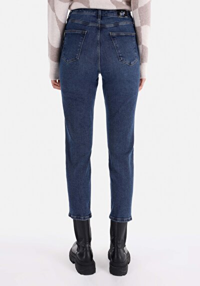 Image de 891 Maya Pantalon Bleu Tapered Leg Medium Rise En Slim Fit Femme