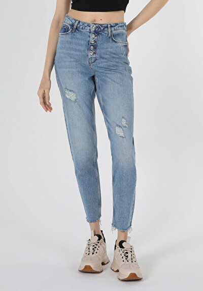 Image de 896 Maria Pantalon Denim Tapered Leg En Mom Fit Femme