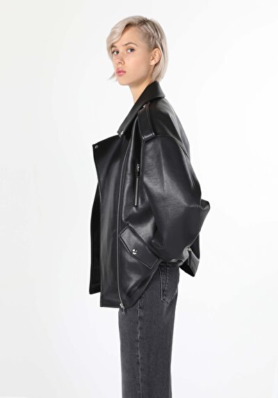 Image de Veste Pu Noir Regular Fit Femme