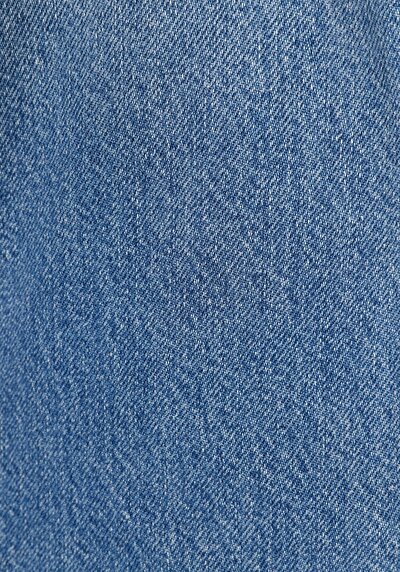 Afficher les détails de 880 Elisa Pantalon    En Jean Straight Fit Femme