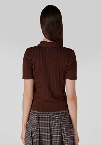 Image de T-shirt À Manches Courtes Marron Slim Fit Femme