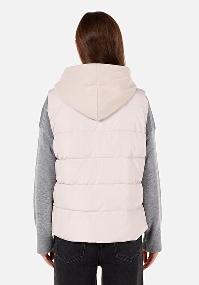 Afficher les détails de Gilet Beige Regular Fit Femme
