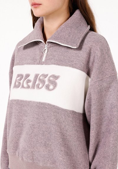 Image de Pull-over Rose Regular Fit Femme