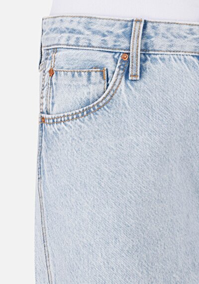 Afficher les détails de Short  Wıde Fit Femme