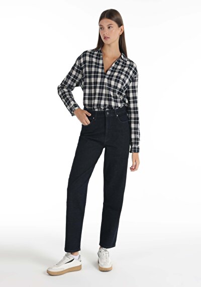 Image de 884 Lauren Pantalon Denim Straight Leg High Rise En Straight Fit Femme
