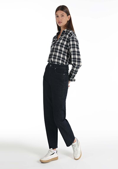 Image de 884 Lauren Pantalon Denim Straight Leg High Rise En Straight Fit Femme