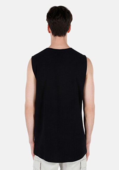Afficher les détails de Athlète Noir Regular Fit Homme