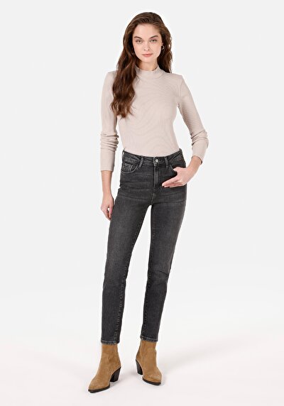 Image de 703 Carla Pantalon Bleu Narrow Leg Medium Rise En Jean Slim Fit Femme
